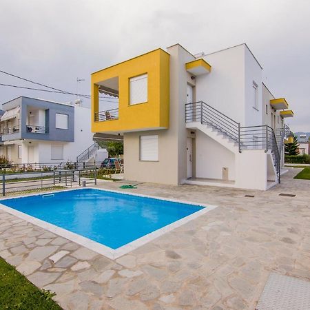Danai Residential Complex Ofrínion Dış mekan fotoğraf